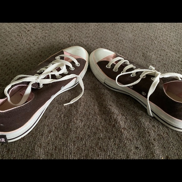 Converse - Picture 3 of 6